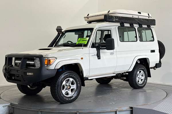 2016 Toyota Landcruiser GXL Troopcarrier VDJ78R