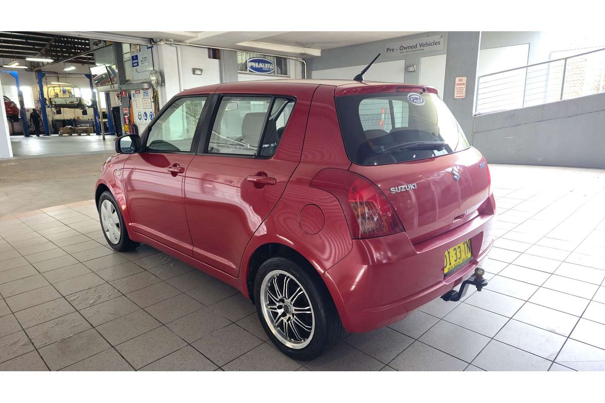 SWIFT EZ 1.5L 4Cyl MULTI POINT F/INJ 5 SP MANUAL 5D HATCHBACK 