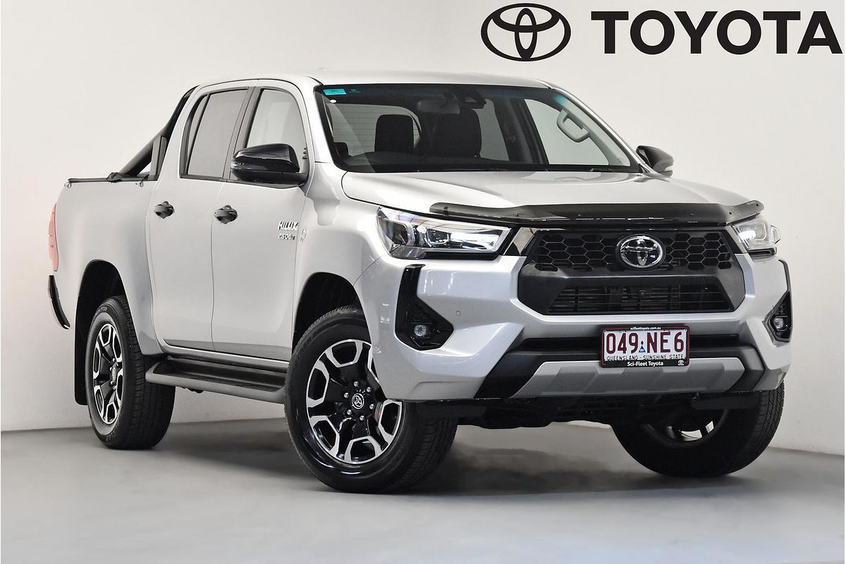 2025 Toyota Hilux SR5 48V GUN126R 4X4