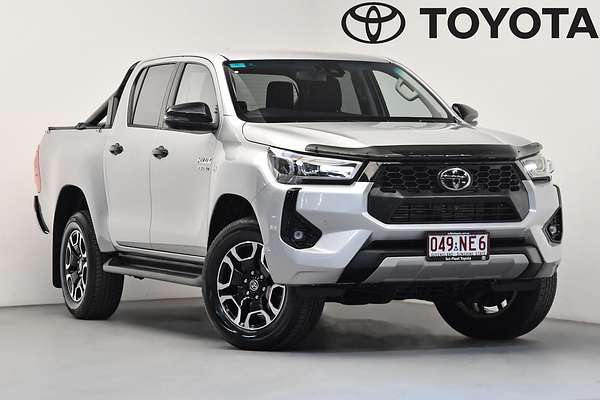 2025 Toyota Hilux SR5 48V GUN126R 4X4