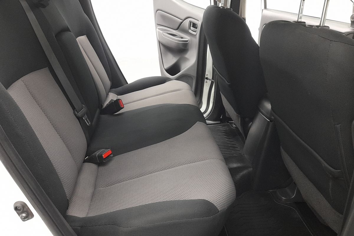 2021 Mitsubishi Triton GLX MR 4X4