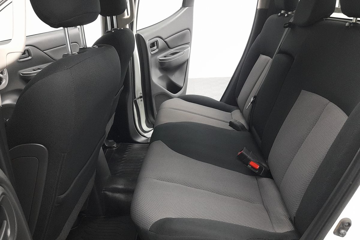 2021 Mitsubishi Triton GLX MR 4X4