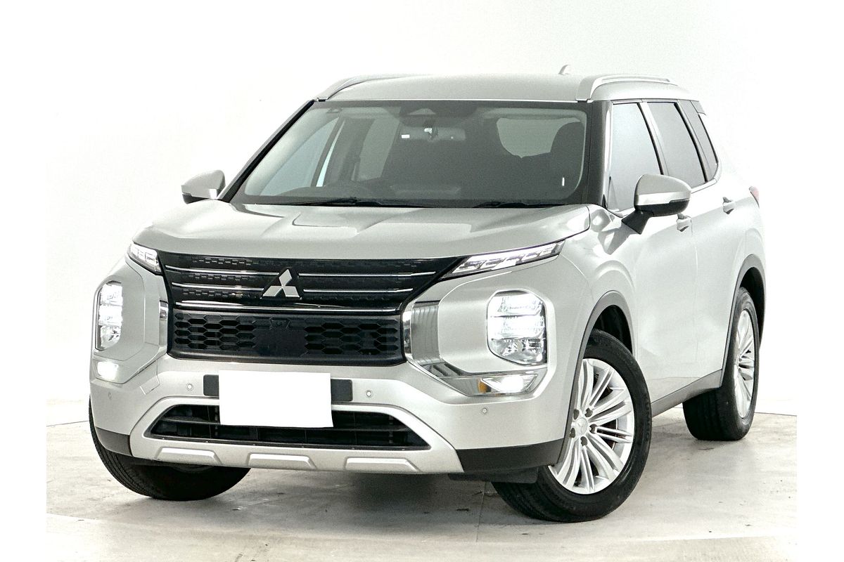 2022 Mitsubishi Outlander LS ZM