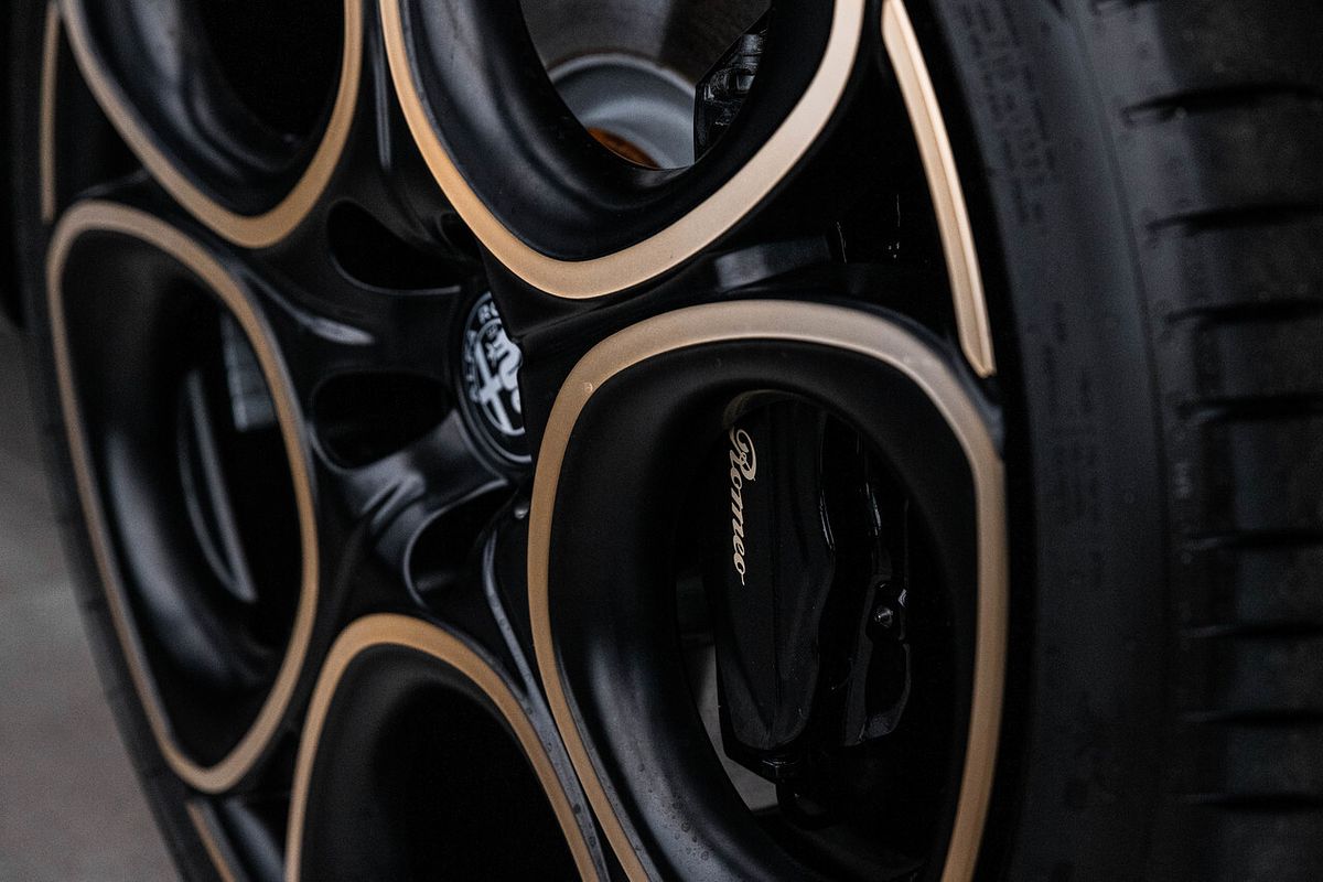 2025 Alfa Romeo Tonale Intensa Series 2