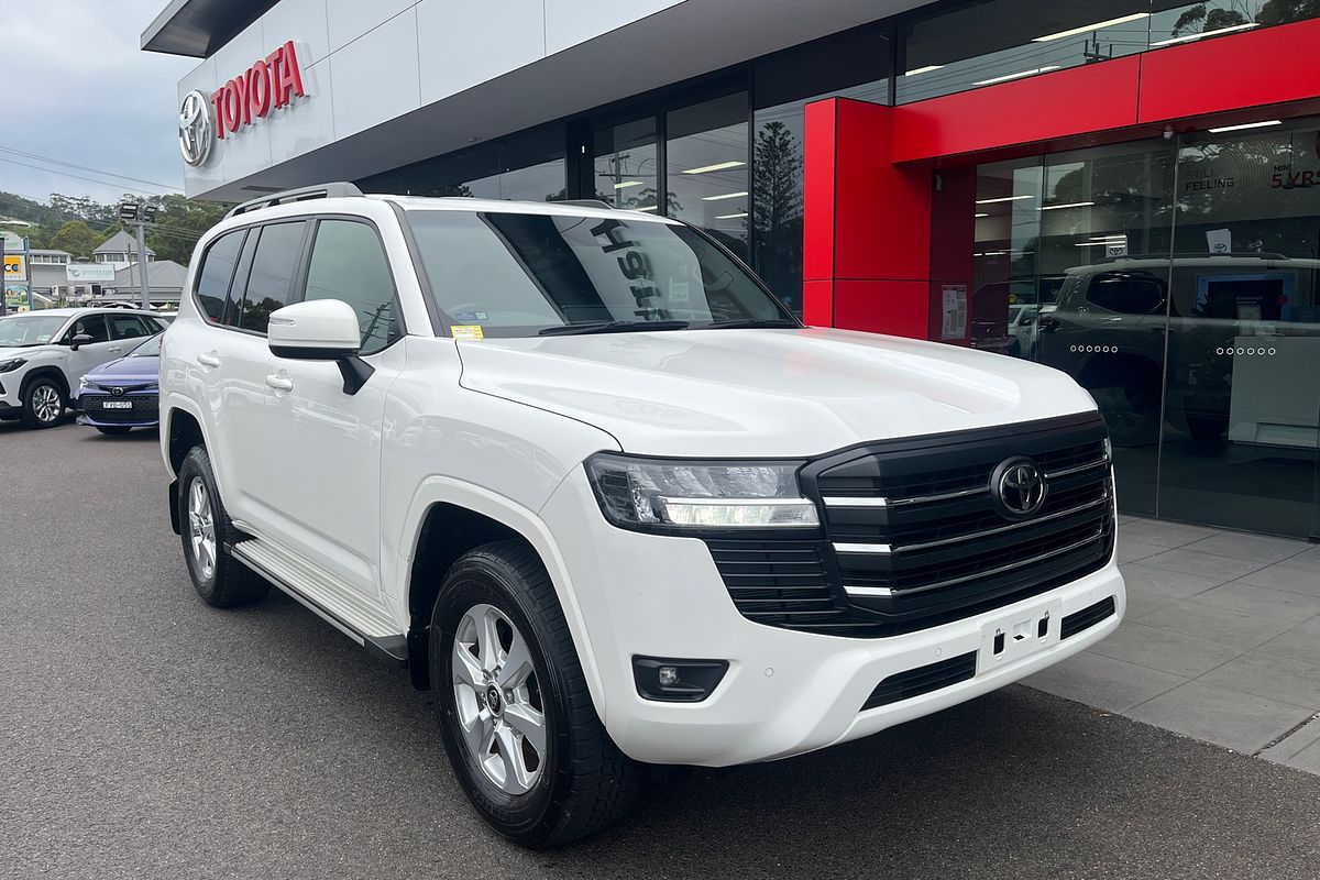 2024 Toyota Landcruiser GXL FJA300R