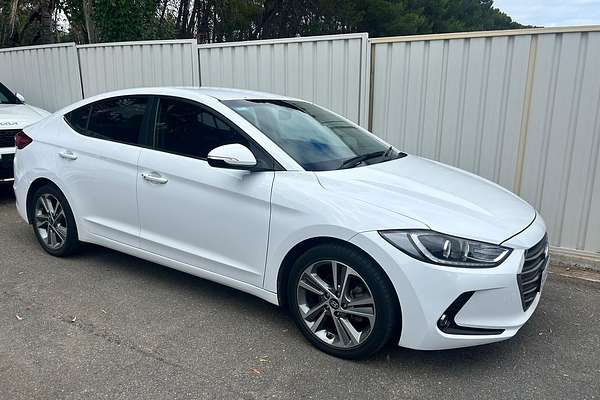 2017 Hyundai Elantra Elite AD thumb-0