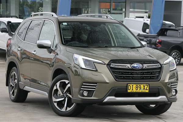 2023 Subaru Forester Hybrid S S5