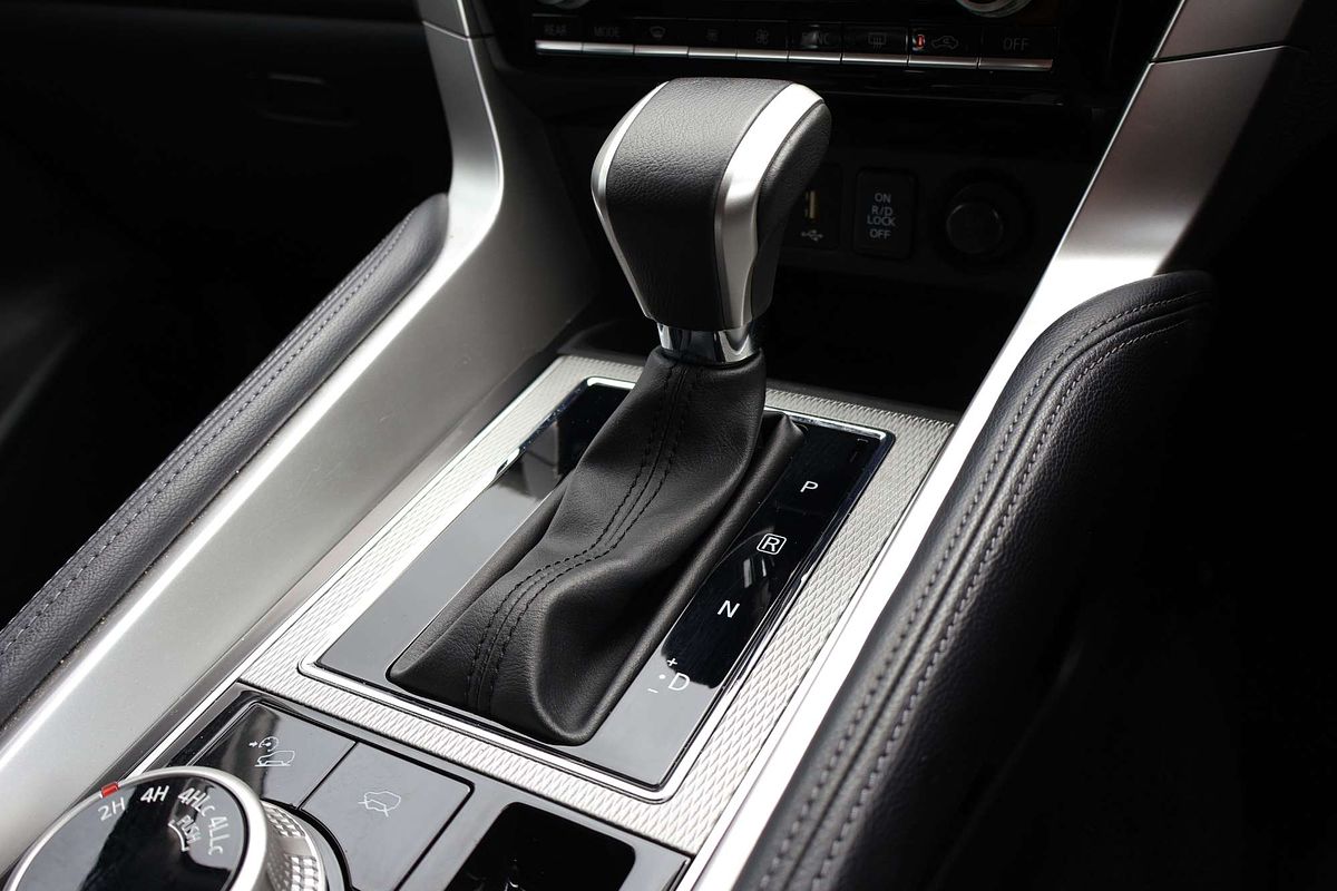 2024 Mitsubishi Pajero Sport GLS QG