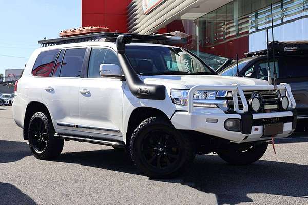 2017 Toyota Landcruiser Sahara VDJ200R