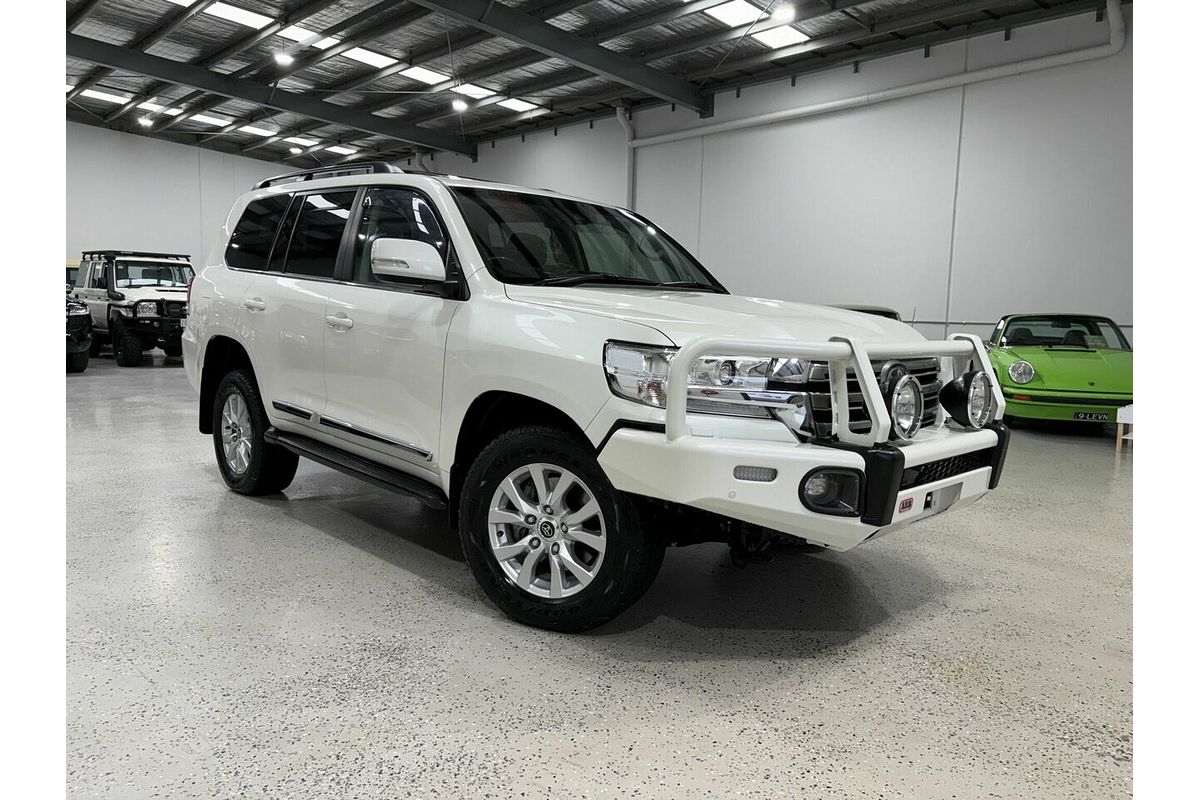 2018 Toyota Landcruiser Sahara VDJ200R