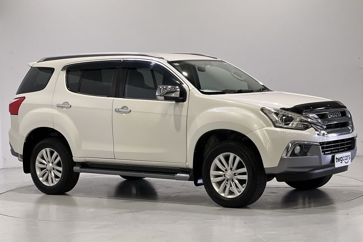 2017 Isuzu MU-X LS-T