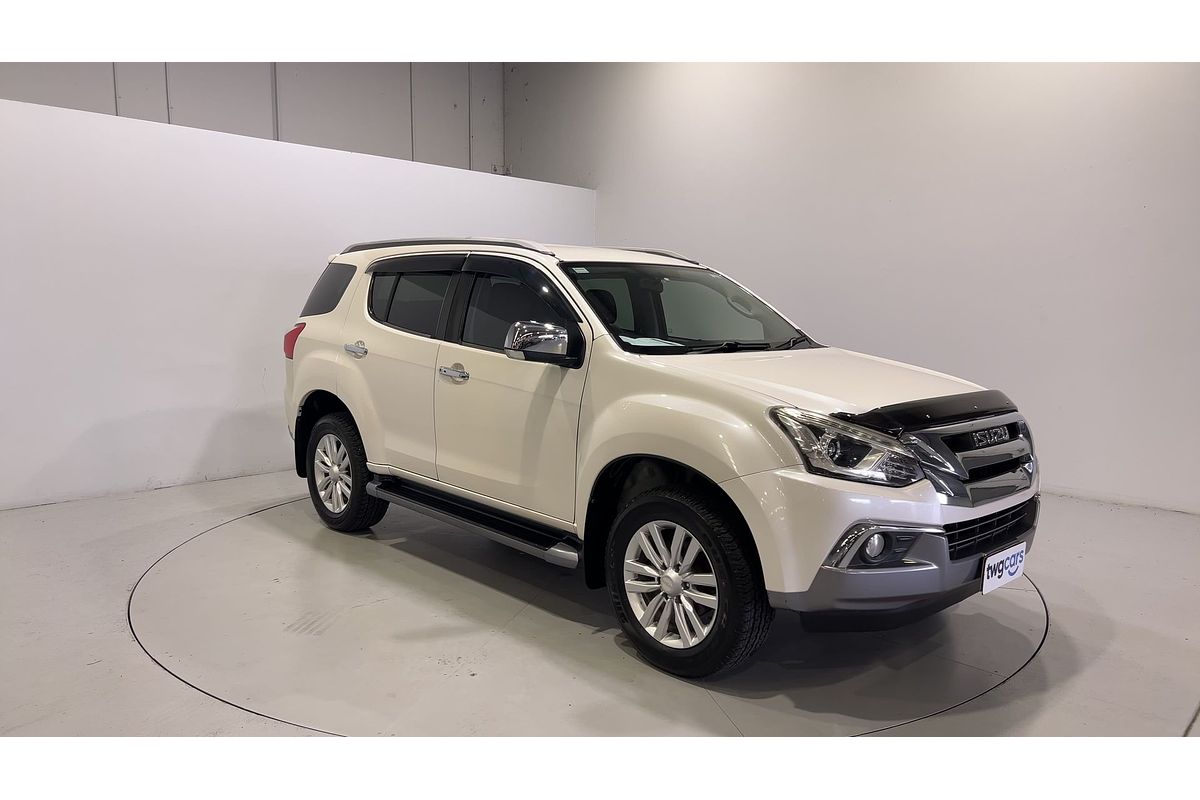 2017 Isuzu MU-X LS-T