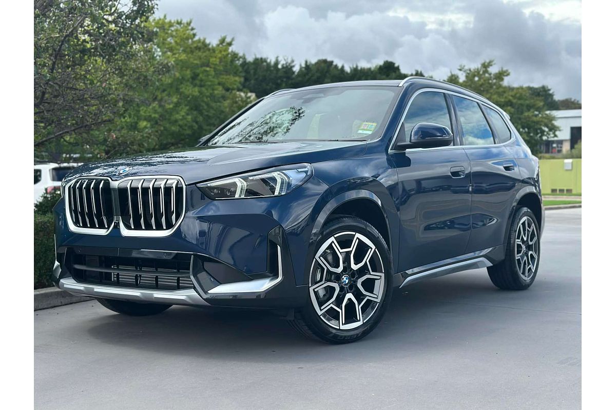 2026 BMW X1 sDrive18i U11