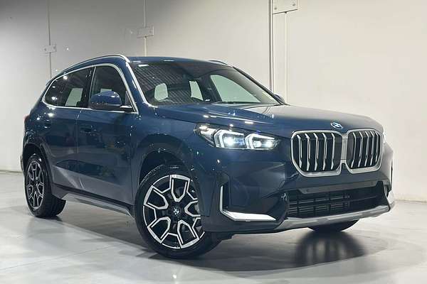 2026 BMW X1 sDrive18i U11