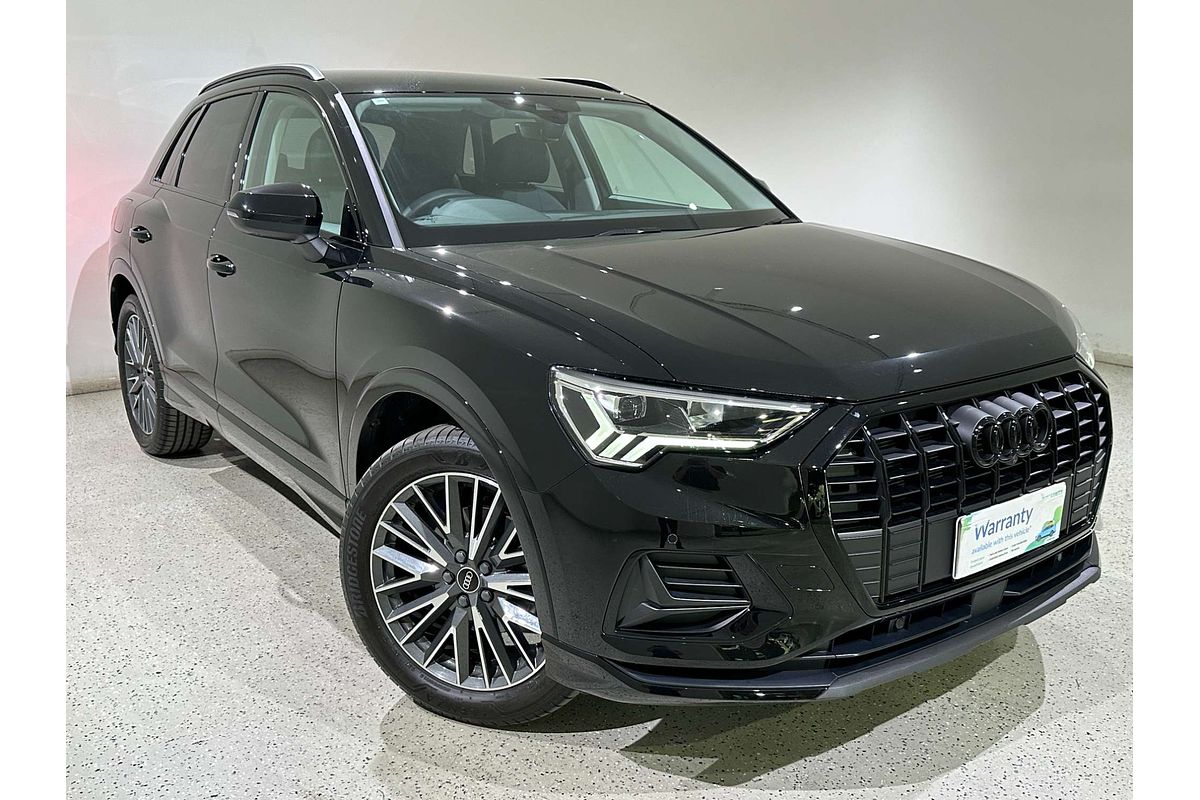 2024 Audi Q3 35 TFSI Dynamic Black F3