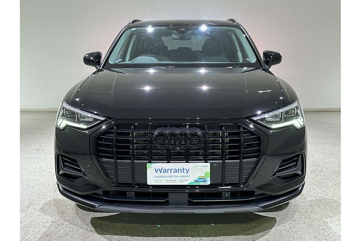 2024 Audi Q3 35 TFSI Dynamic Black F3