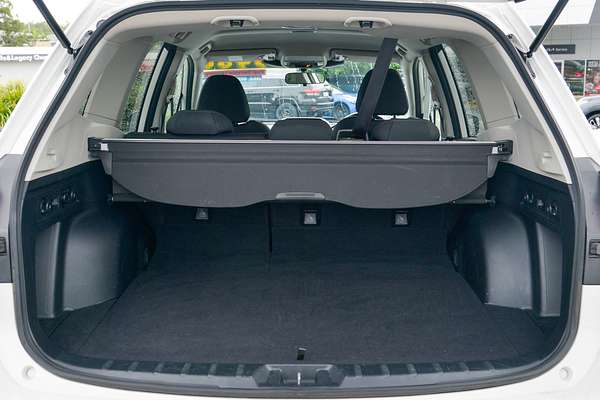 2024 Subaru Forester 2.5i S5 thumb-6