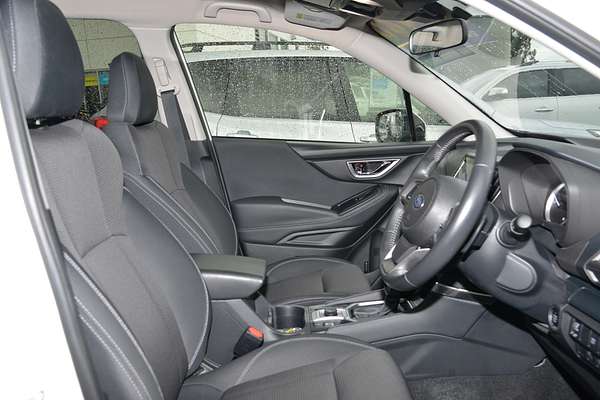 2024 Subaru Forester 2.5i S5 thumb-10