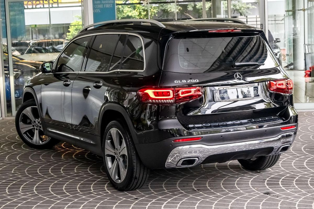 X247 801+051MY GLB200 WAG DUAL 7sp 1.3T