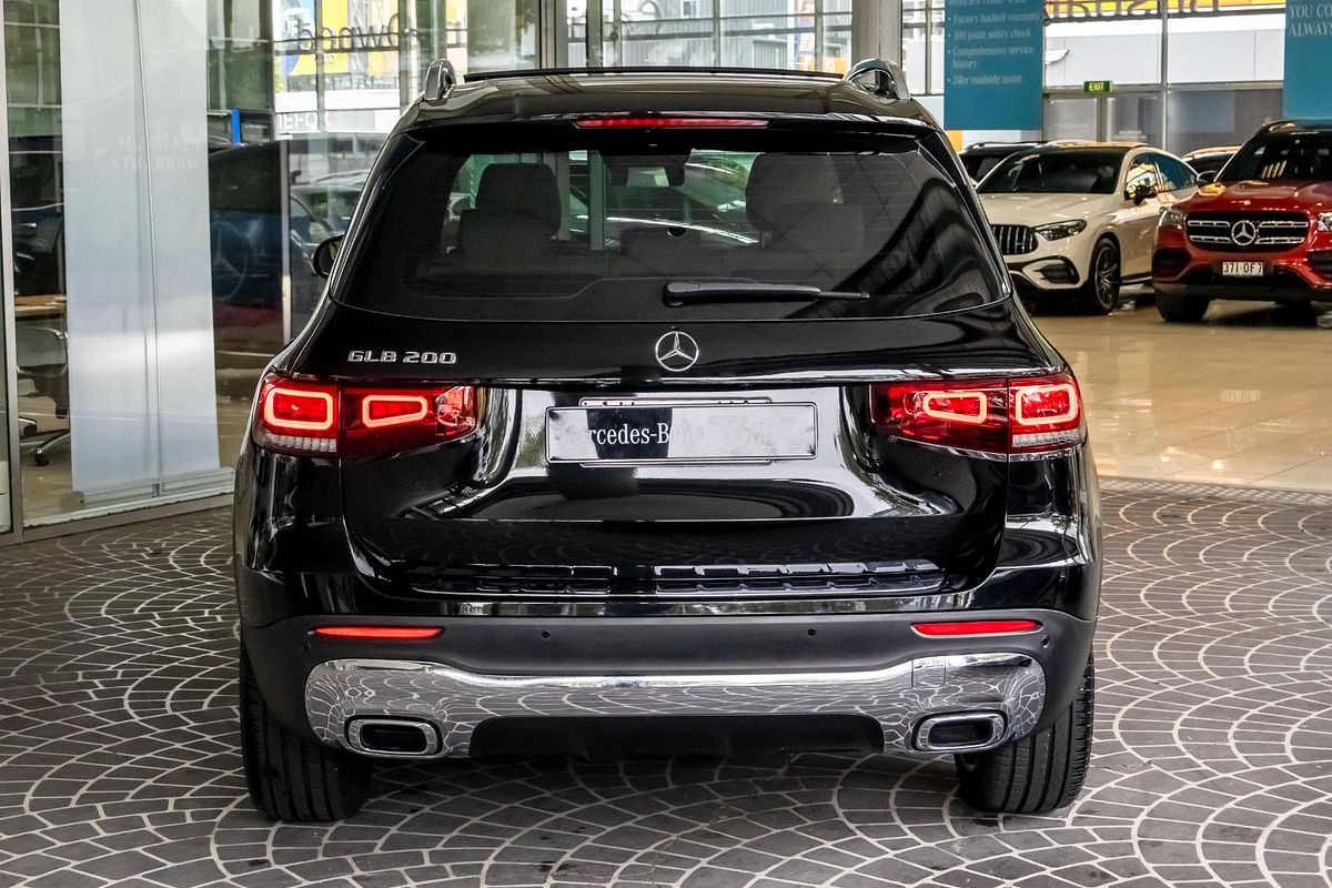 X247 801+051MY GLB200 WAG DUAL 7sp 1.3T