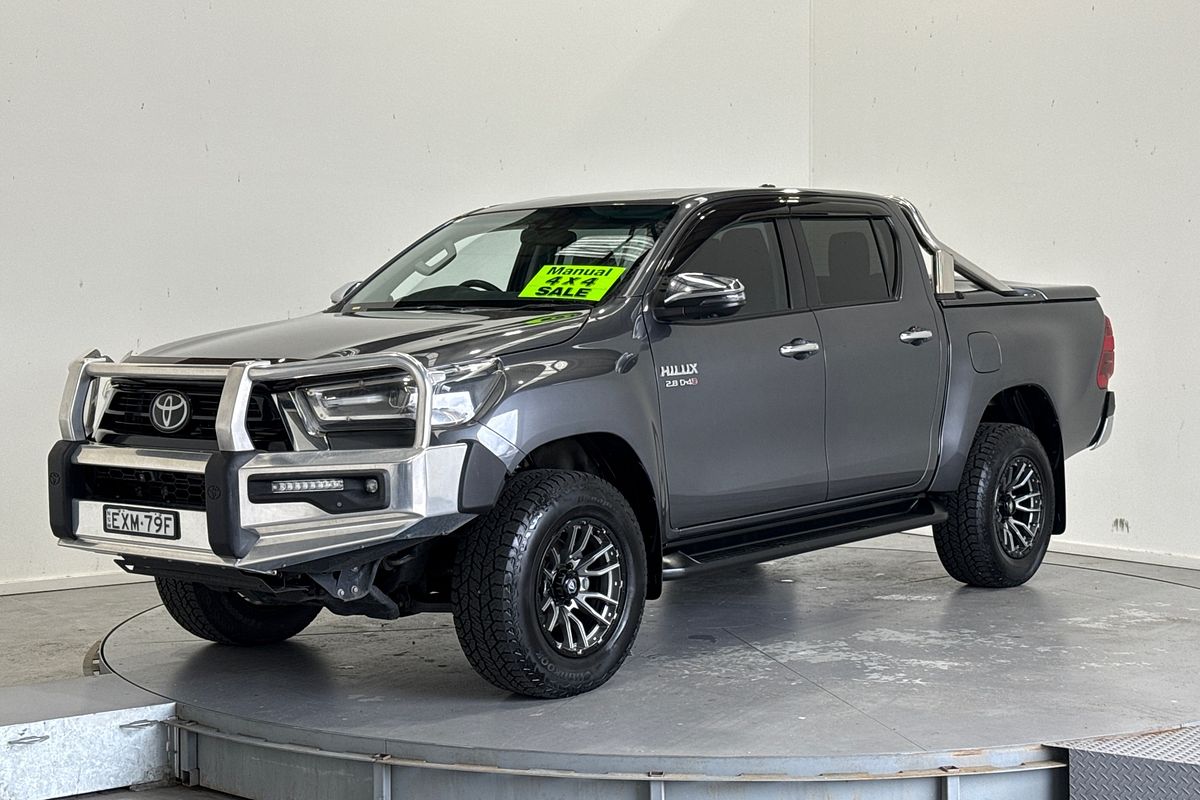 2022 Toyota Hilux SR5 (4x4) GUN126R 4X4