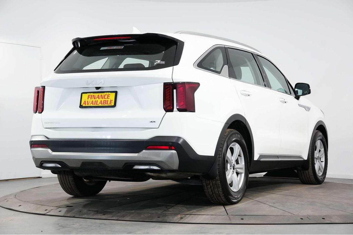 2024 Kia Sorento S MQ4 PE