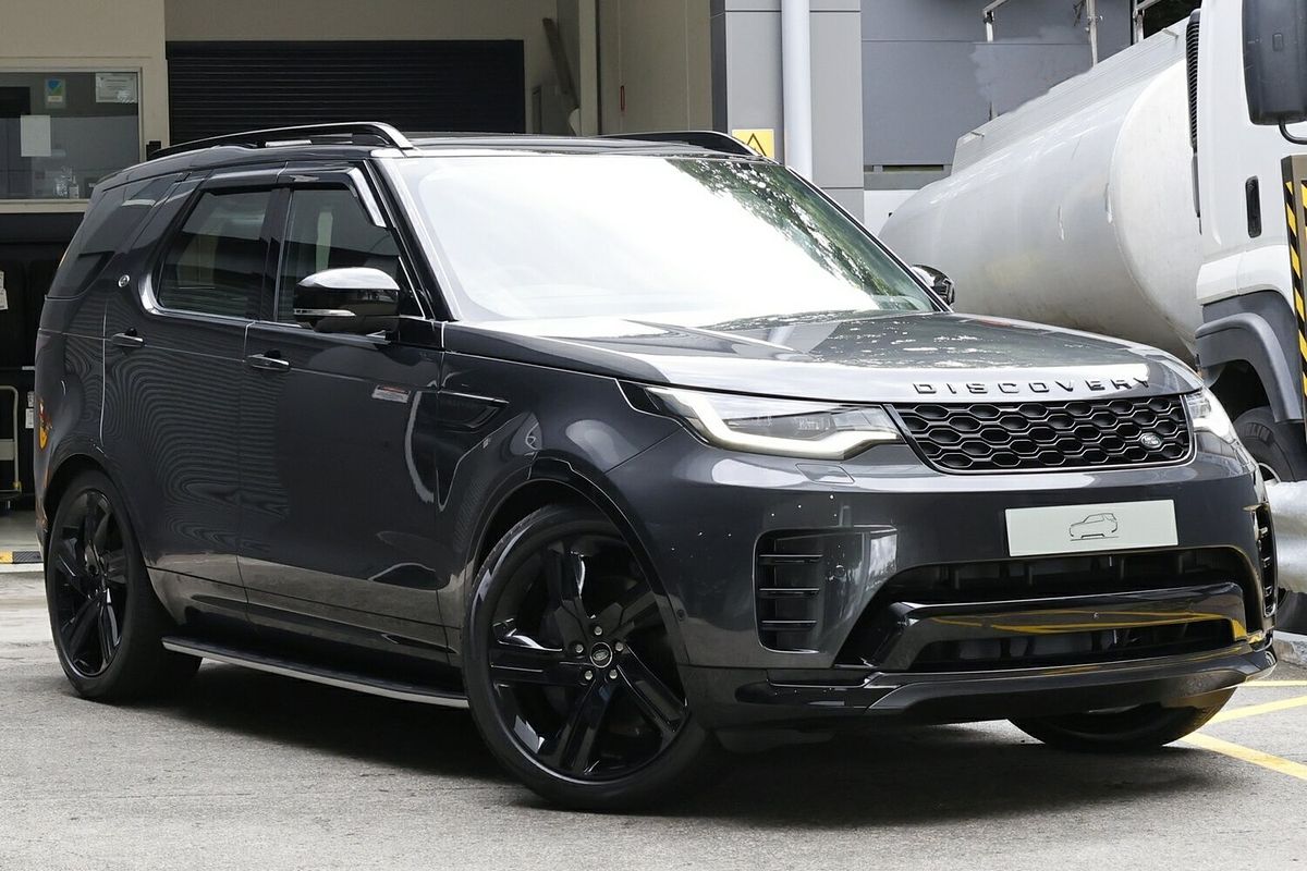2025 Land Rover Discovery D350 Dynamic SE Series 5
