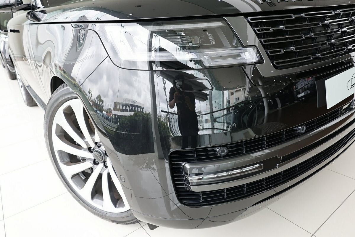 2025 Land Rover Range Rover P530 Autobiography L460