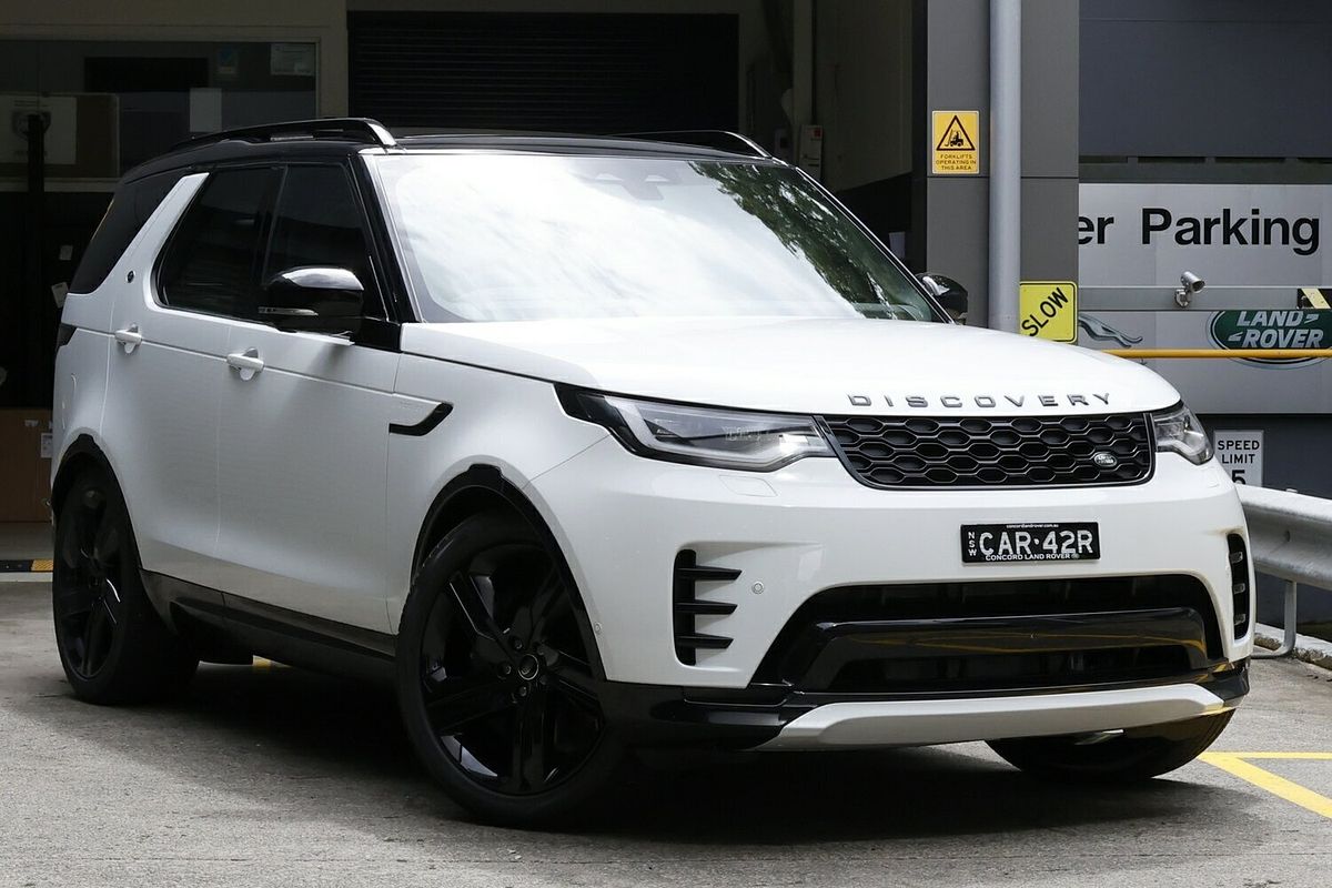 2025 Land Rover Discovery D350 Dynamic SE Series 5