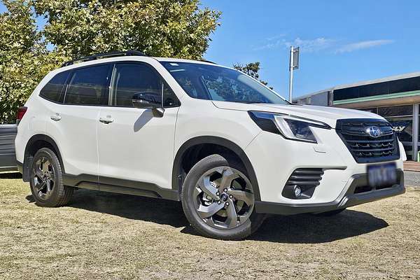 2025 Subaru Forester STI Sport S5