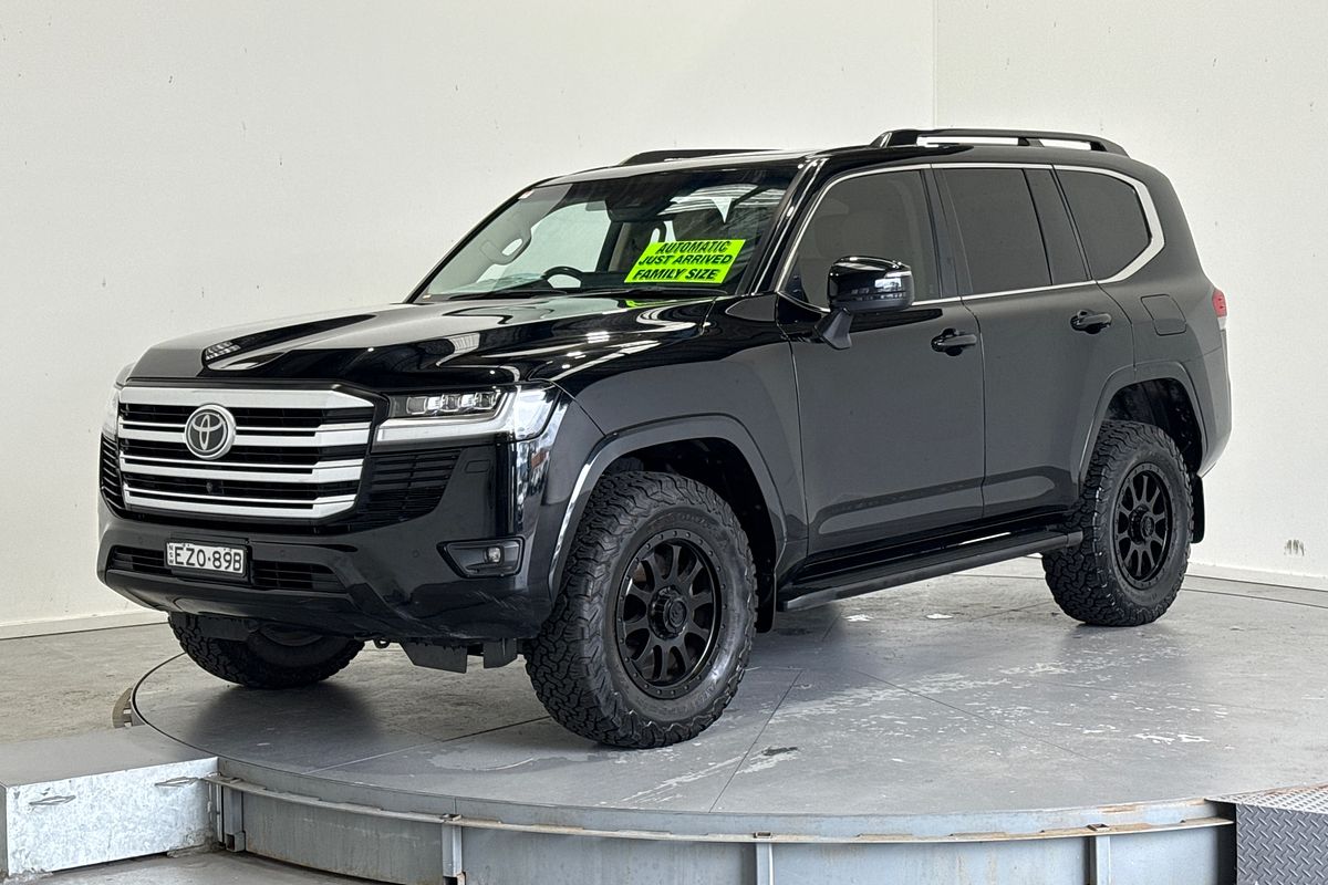 2023 Toyota Landcruiser VX FJA300R