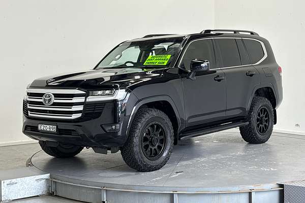 2023 Toyota Landcruiser VX FJA300R