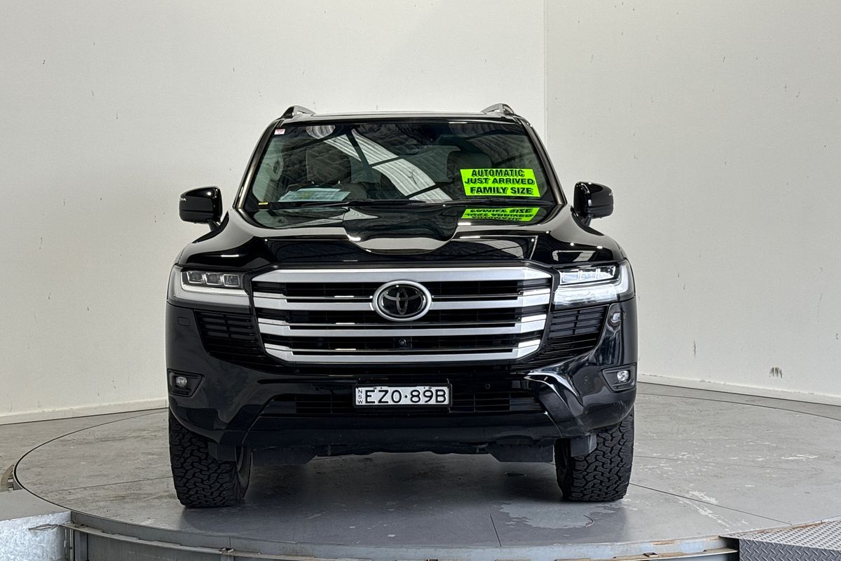 2023 Toyota Landcruiser VX FJA300R