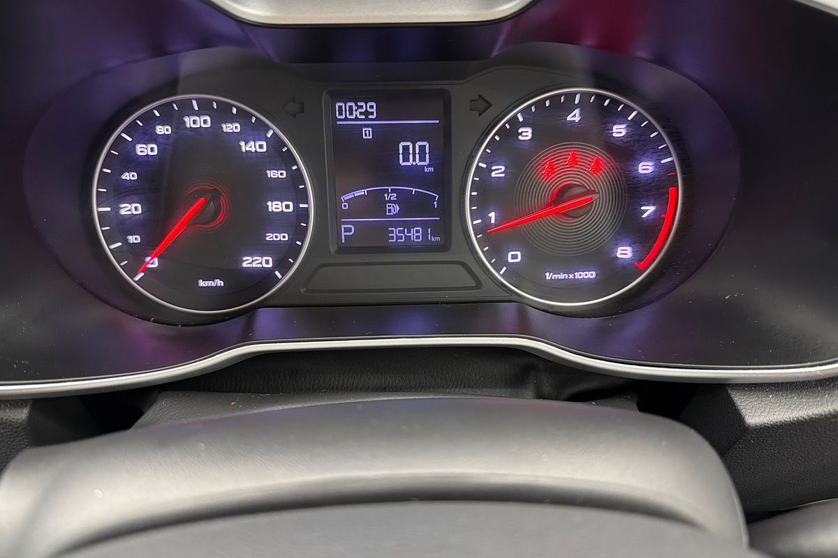 2022 MG ZS Excite AZS1