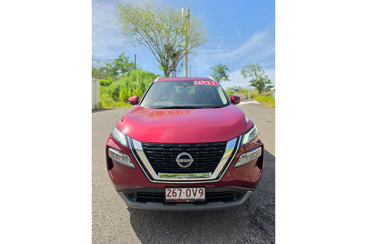 2025 Nissan X-TRAIL ST T33