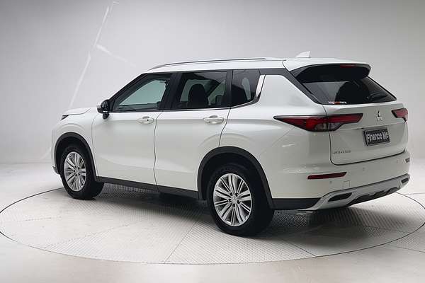 2024 Mitsubishi Outlander LS ZM thumb-5