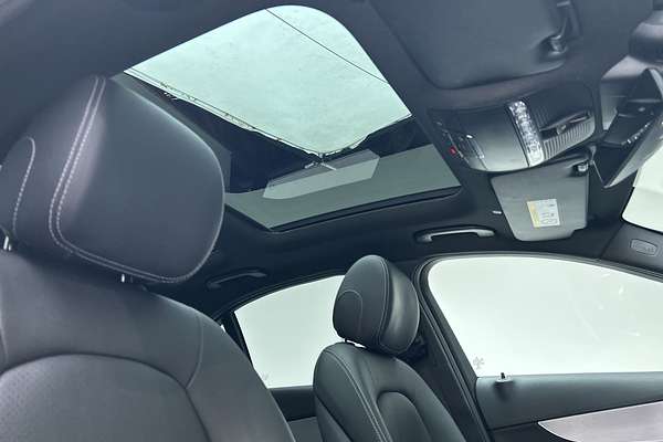 2019 Mercedes-Benz C-Class C200 W205 thumb-14