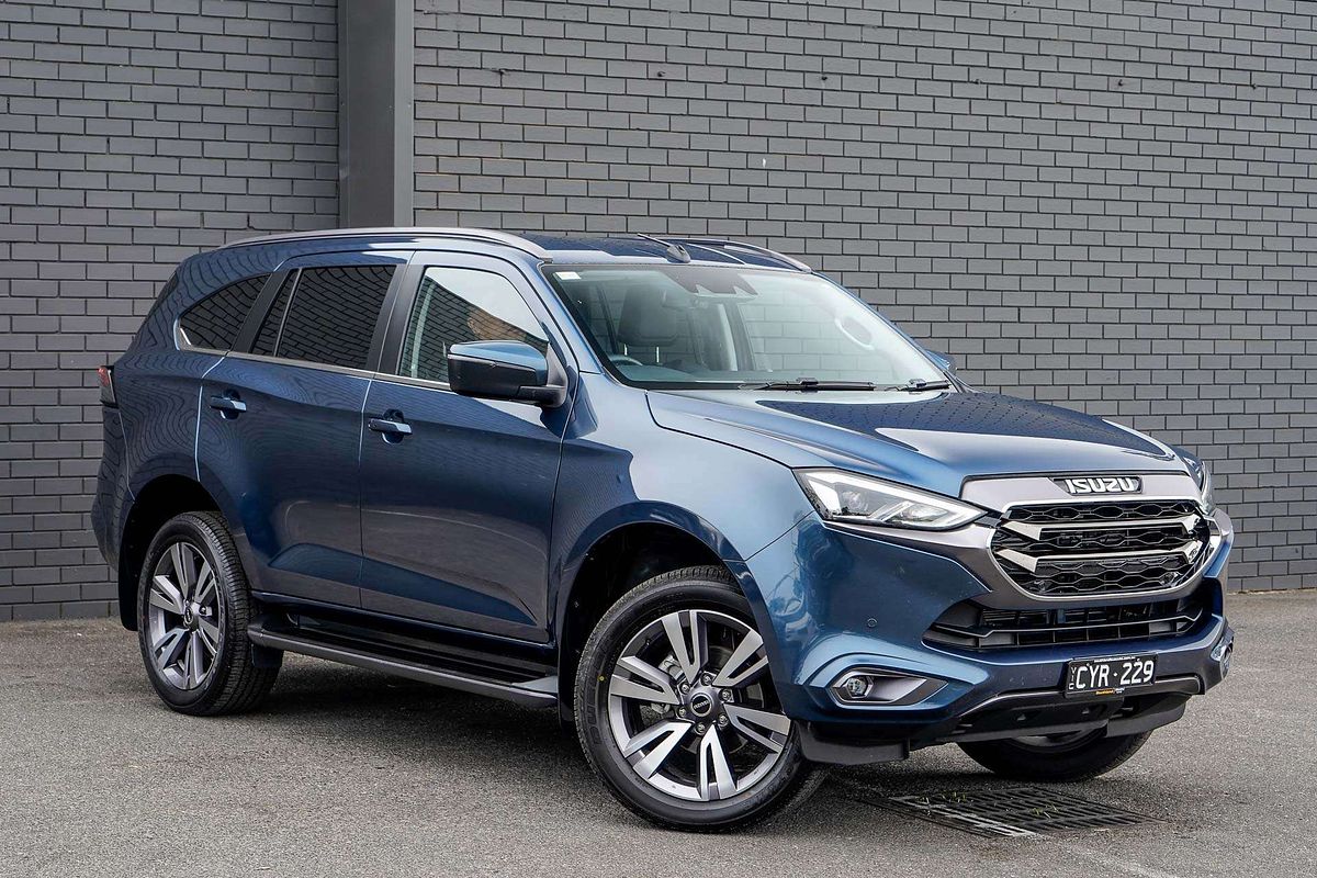 2024 Isuzu MU-X LS-T