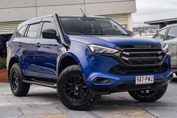 2022 Isuzu MU-X LS-M