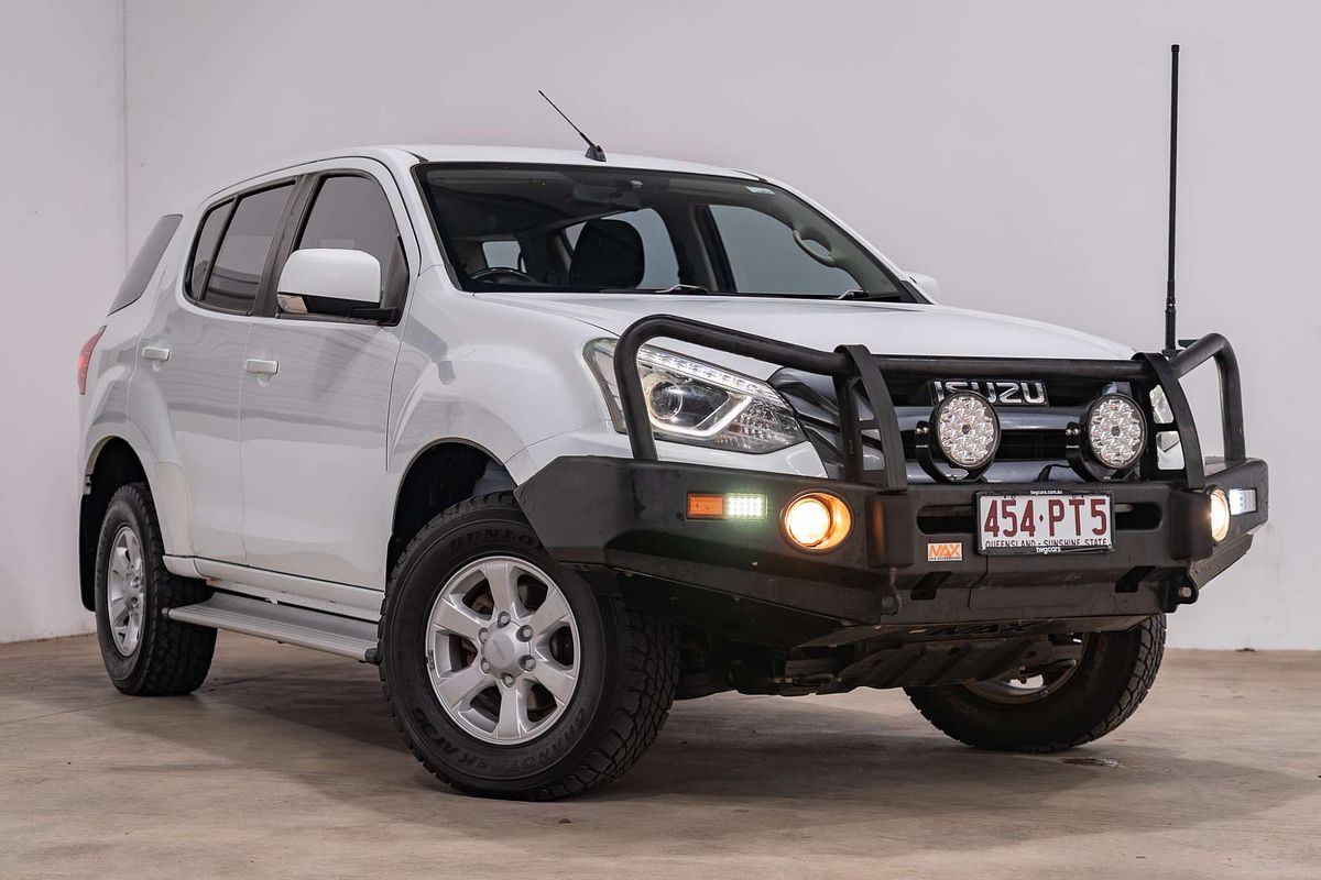 2017 Isuzu MU-X LS-M
