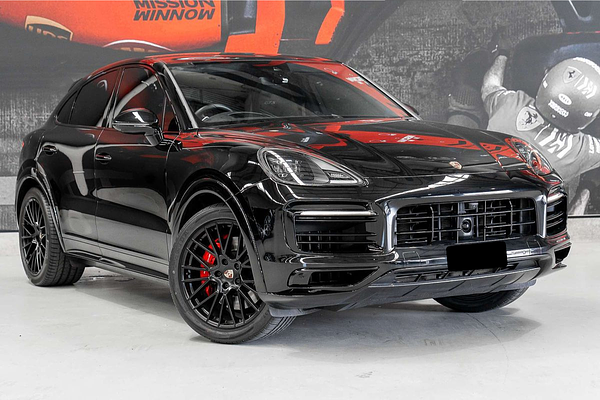 2023 Porsche Cayenne GTS 9YB