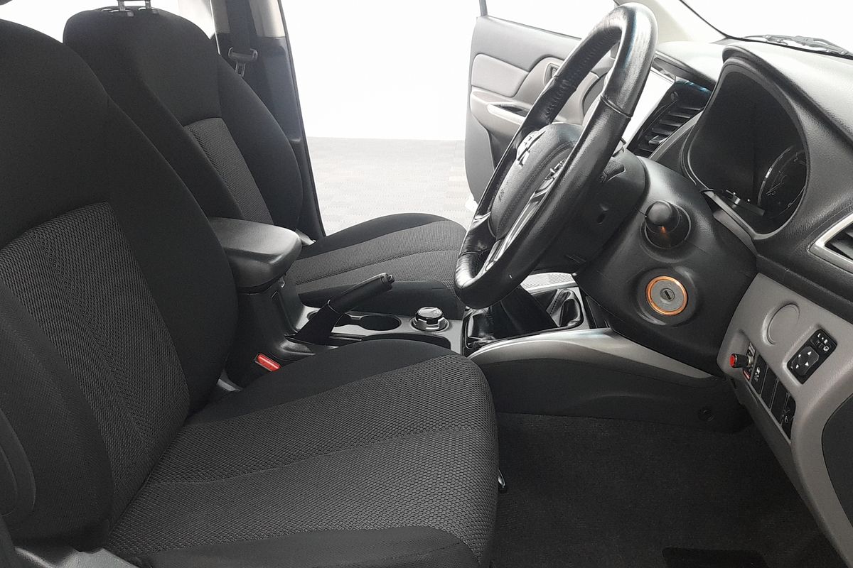 2017 Mitsubishi Triton GLS MQ 4X4