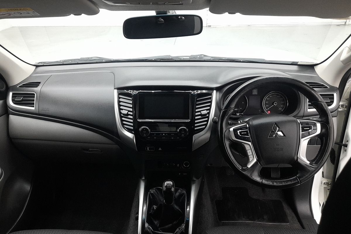 2017 Mitsubishi Triton GLS MQ 4X4