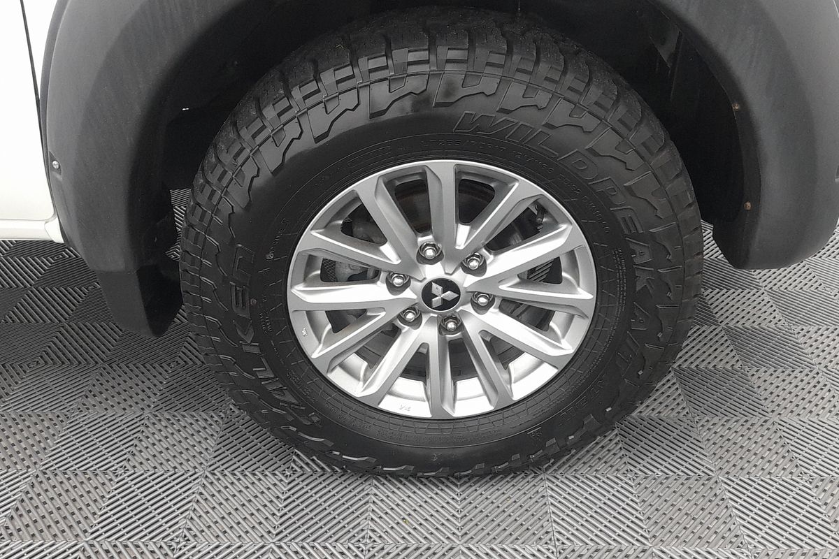 2017 Mitsubishi Triton GLS MQ 4X4