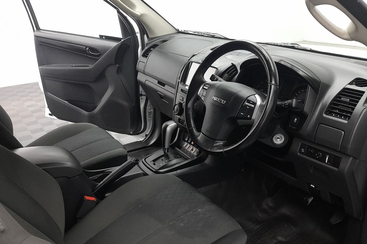 2018 Isuzu D-MAX SX High Ride Rear Wheel Drive