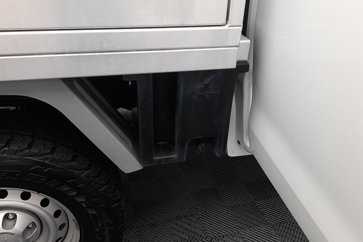 2018 Isuzu D-MAX SX High Ride Rear Wheel Drive