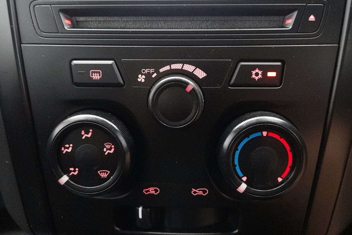 2018 Isuzu D-MAX SX High Ride Rear Wheel Drive