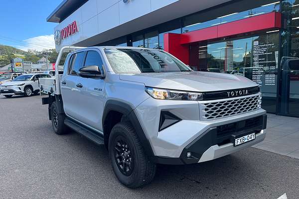 2025 Toyota Hilux SR 48V GUN227R 4X4