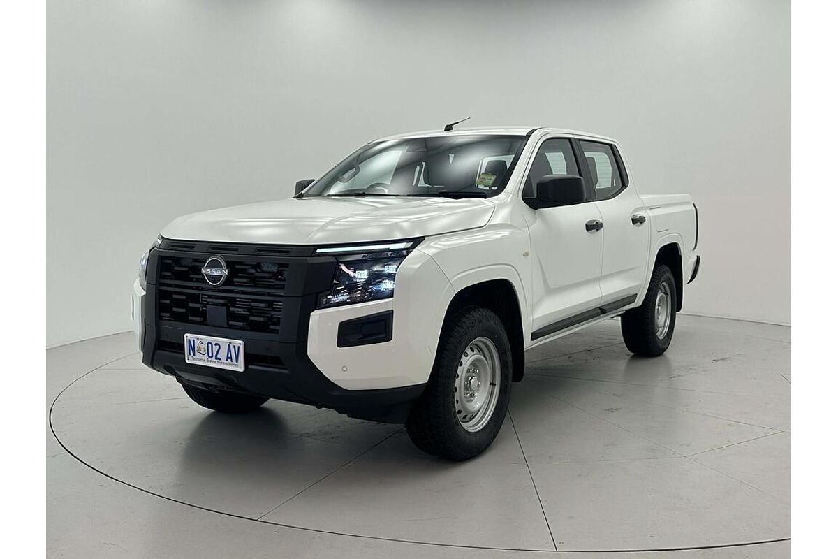 Nissan NAVARA 4X4 2.4 DSL AUTO DC SL Nissan NAVARA 4X4 2.4 DSL AUTO DC SL
