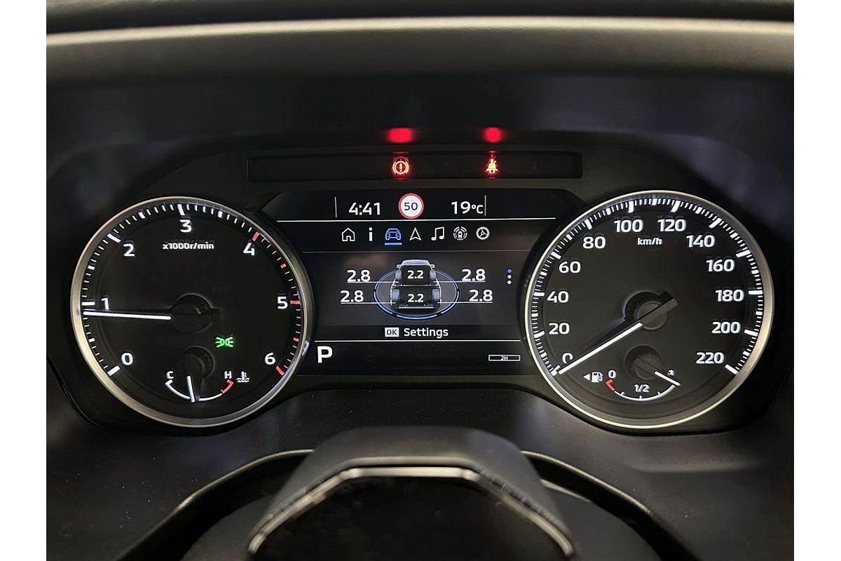 Nissan NAVARA 4X4 2.4 DSL AUTO DC SL